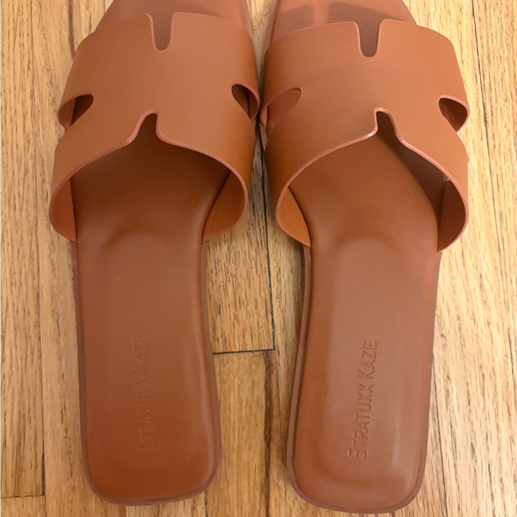 Stratuxx Kaze Open Toe Flat Sandals